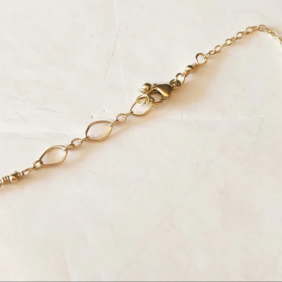 16 inch dainty gray druzy necklace with extender. - Picture 6 of 9